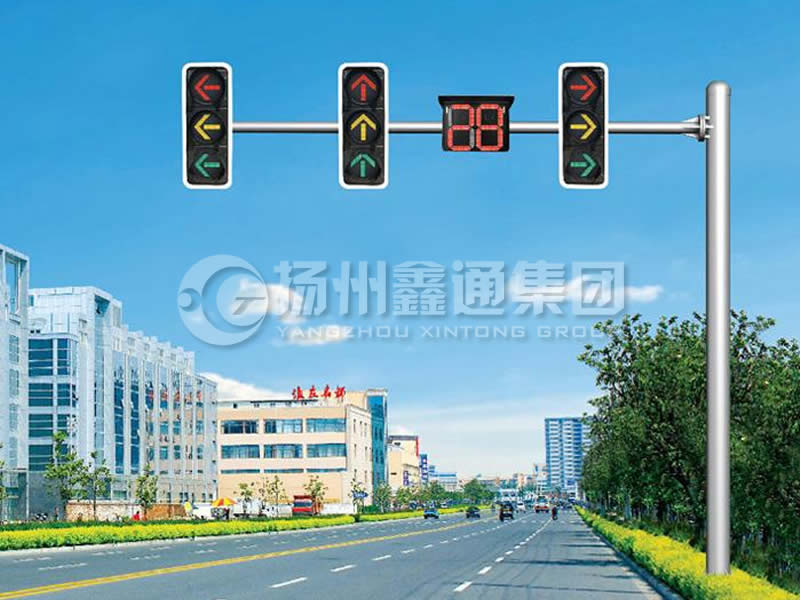 XHDG-012，L型等徑單臂信號(hào)燈桿