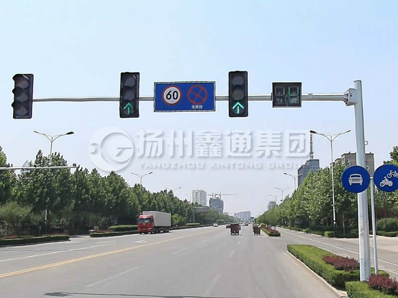 XHDG-060，八棱懸臂信號燈桿