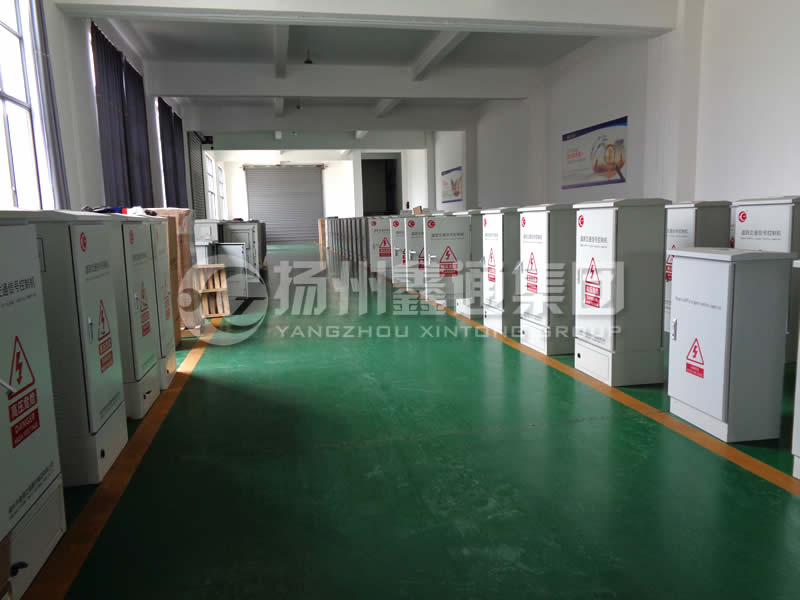 聯網信號機成品待發(fā)區(qū)